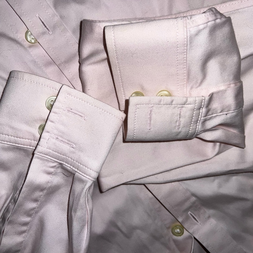 Banana Republic women’s pink dress shirt